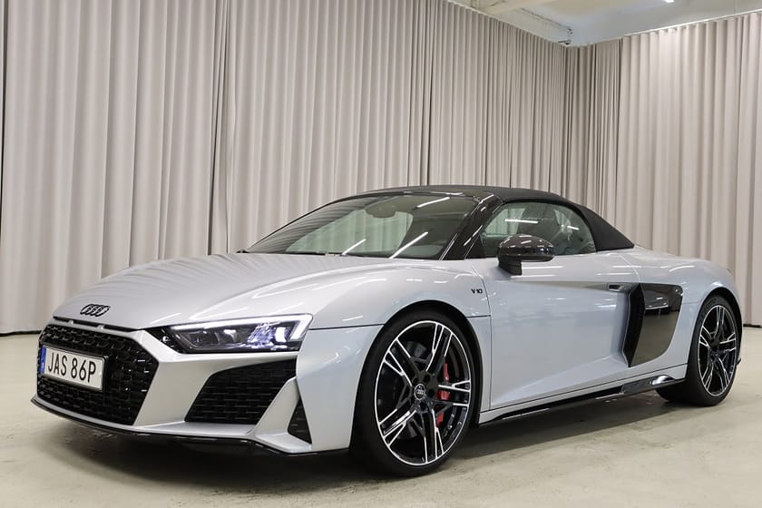 Bild 2 av Audi R8 Spyder V10 performance 620HK Svensksåld  154Mil Moms