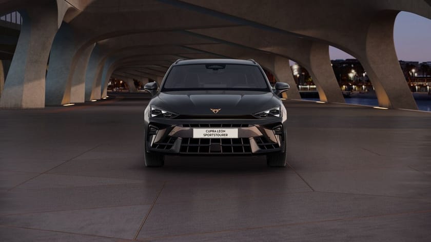 Bild 2 av CUPRA Leon Sportstourer e-Hybrid 1.5 204 DSG (PLUG