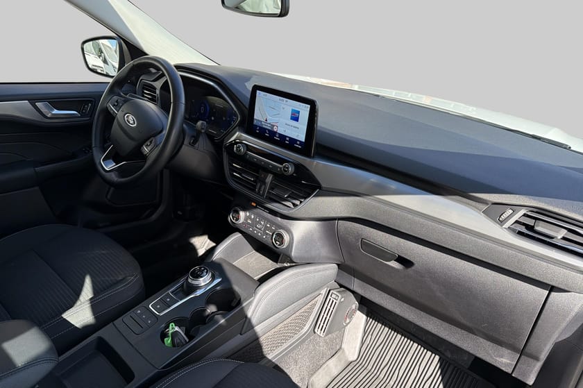 Bild 4 av Ford Kuga Plug-In Hybrid 225hk Nordic *KAMPANJRÄNTA 4,95%*