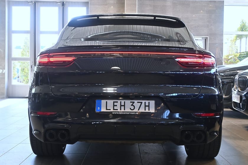Bild 4 av Porsche Cayenne E-Hybrid Coupé 462hk Platinum Ed. SportDesign 22" HUD