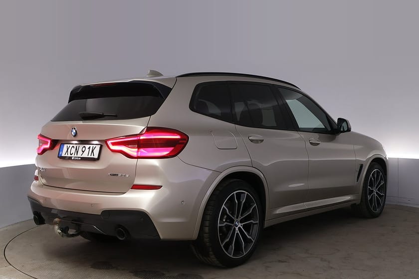 Bild 5 av BMW X3 xDrive30e M-sport Kamera Värmare Navi LED Drag