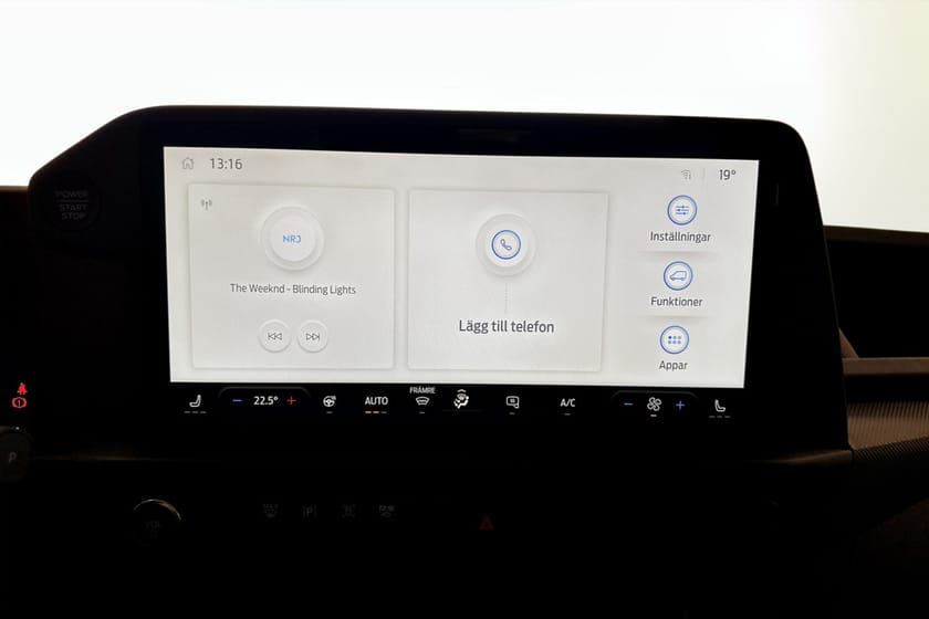 Bild 5 av Ford Transit Custom 320 Plug-in Hybrid Skåp Trend 320L LWB 2.5L PHEV 227hk CVT AT FWD Bensin