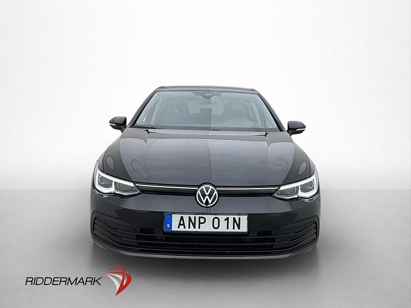 Bild 2 av Volkswagen Golf 1.5 eTSI Värm Cockpit Kamera CarPlay Ambient