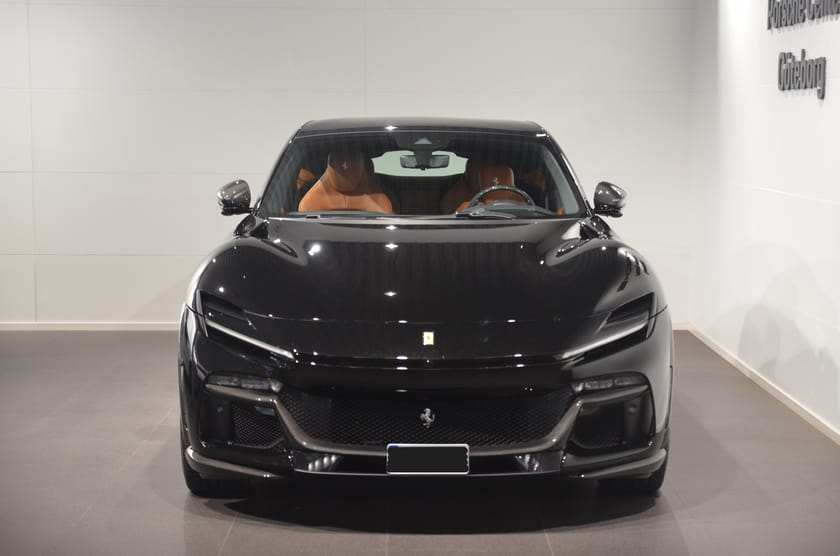 Bild 3 av Ferrari Purosangue V12