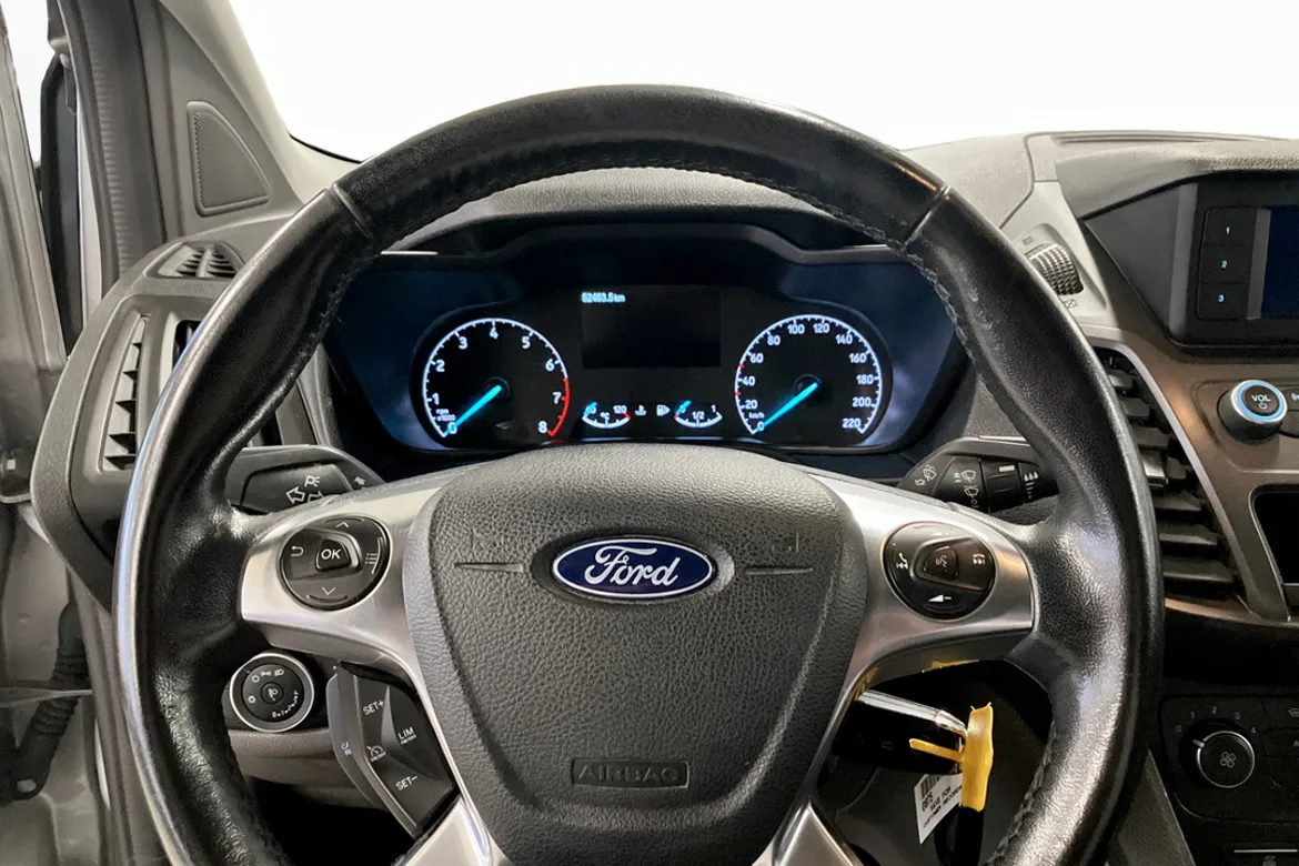 Ford Transit Connect 210