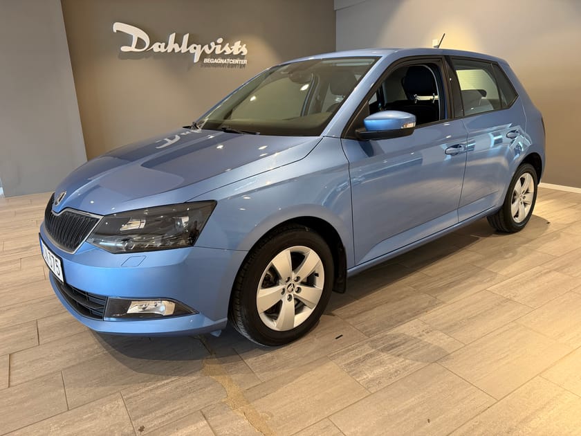 Bild 1 av Škoda Fabia 1.0 TSI 110hk | DSG V-hjul PDC Farthållare