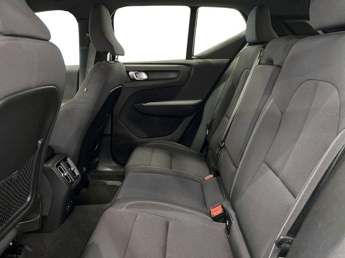 Volvo XC40 2023 - miniatyr 7