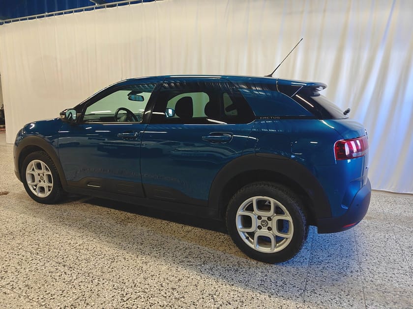 Bild 3 av Citroën C4 Cactus 1.2 PureTech Manuell, 110hk, Shine, Pano, Drag