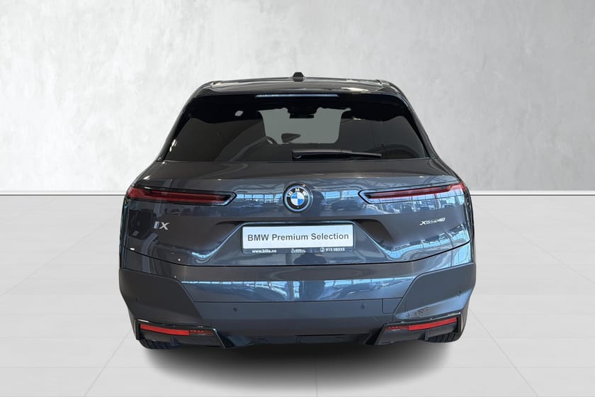 Bilde 3 av BMW iX xDrive40 Tilhengerfeste Comfort access Laserlys