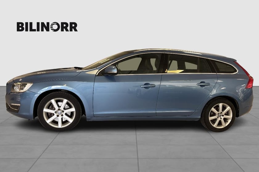 Bild 3 av Volvo V60 D4 AWD SUMMUM BUSINESS EDITION - DRAG, MOK, VHJUL