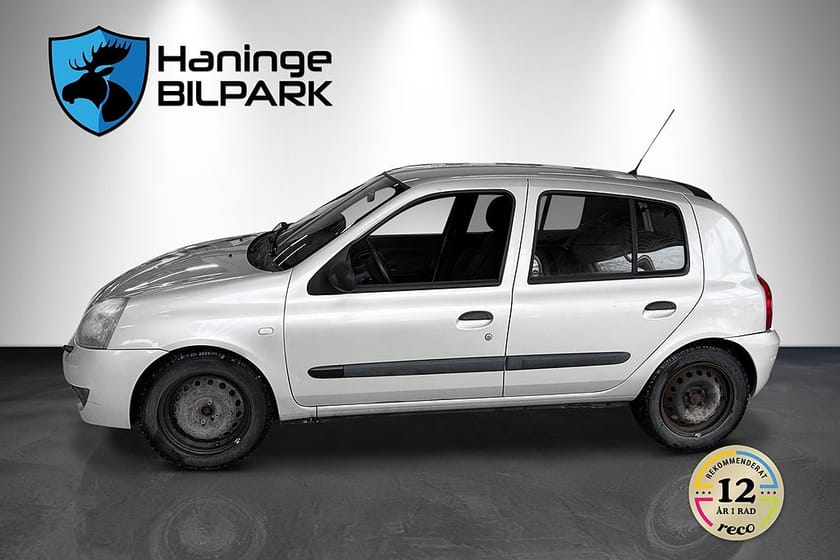 Bild 3 av Renault Clio  Halvkombi 1.2 5-DR SUPERDEAL 3.95% / NYBESIKTIGAD LÅGMILAD /