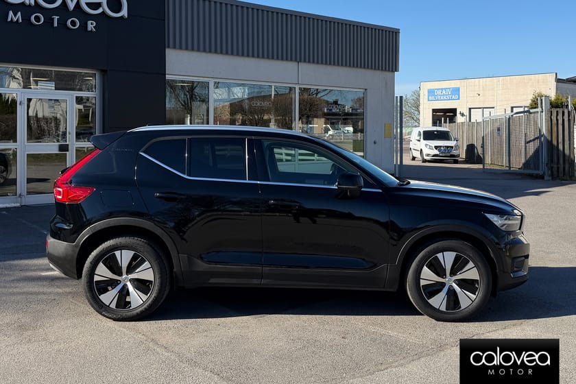 Bild 2 av Volvo XC40 T4 Recharge 211 hk Automat - Elinfällbar dragkrok, Harman Kardon