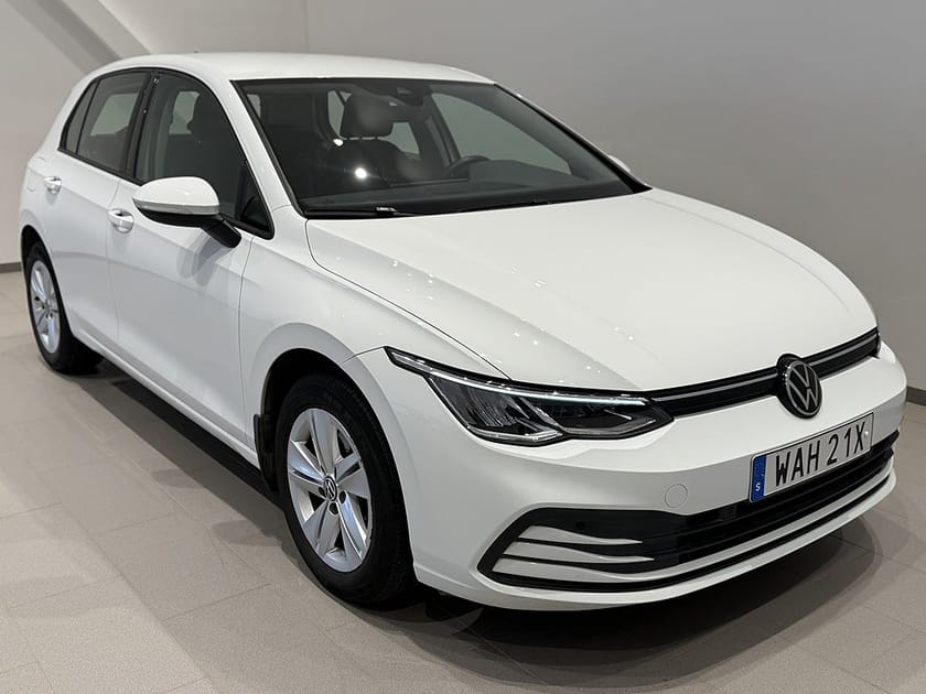 Bild 1 av Volkswagen Golf 1.0 eTSI 110HK DSG Backkamera Keyless
