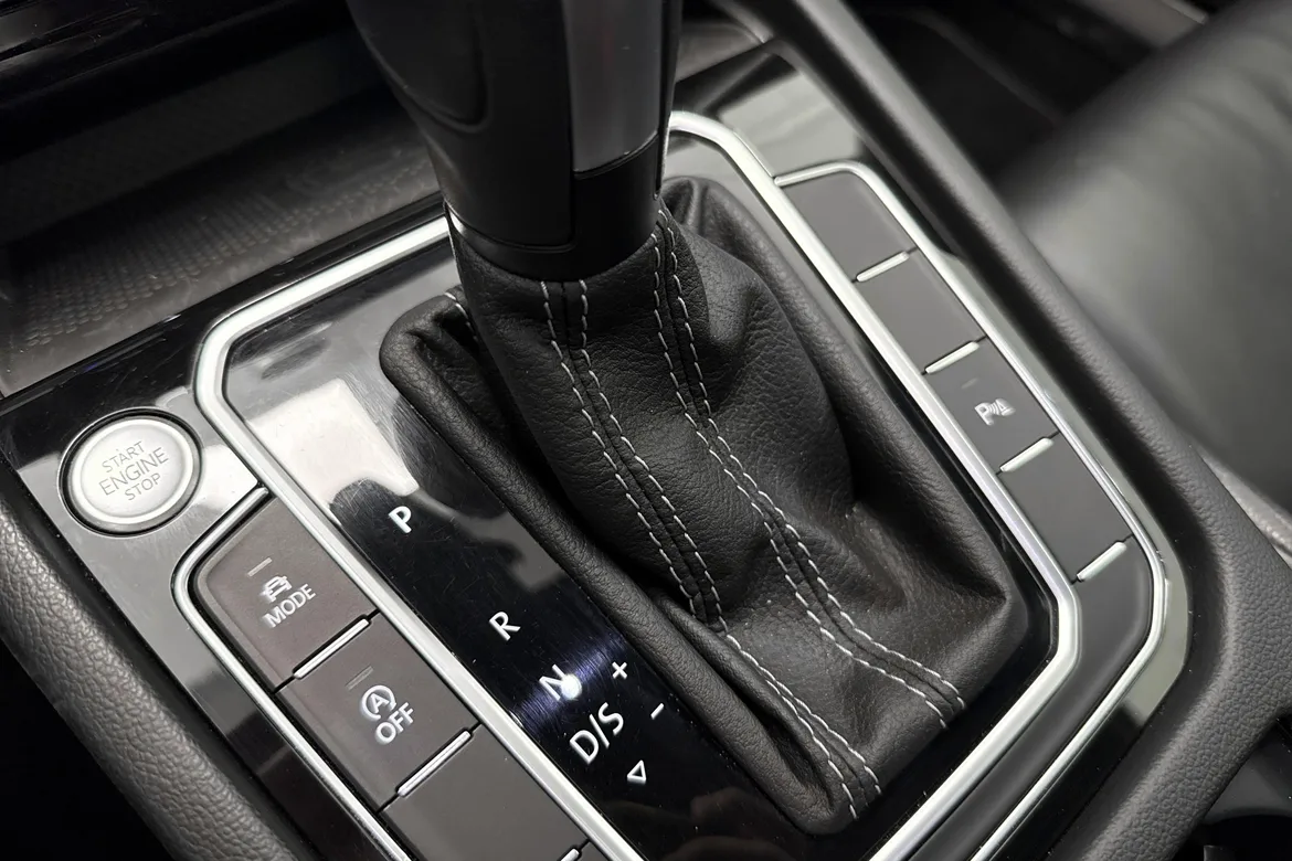 picture of a car