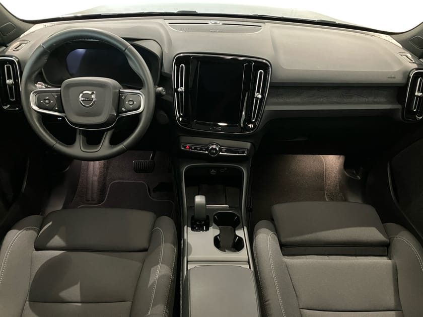 Bild 5 av Volvo EX40 Twin Motor Performance M Ultra Black Edt