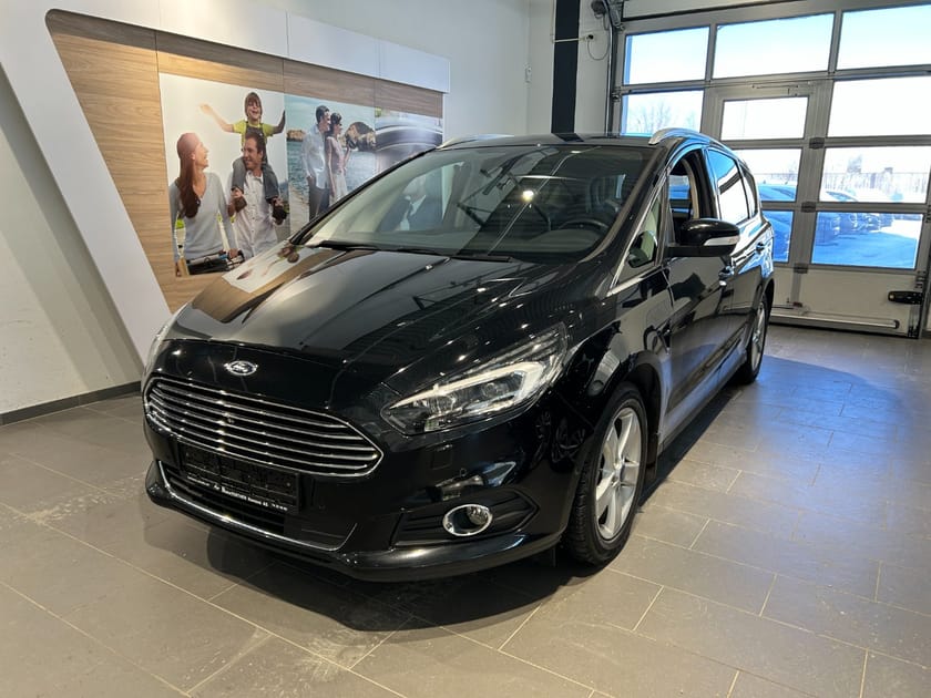 Bilde 2 av Ford S-MAX 2,0 TDCi 150hk Titanum AWD