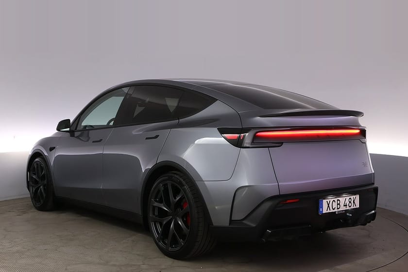 Bild 4 av Tesla Model Y Performance Juniper Autopilot Panorama Drag