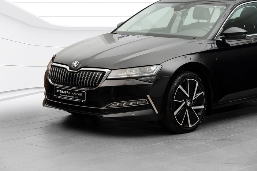 Bilde 2 av Škoda Superb iV Combi Sup3fl stv sty phev tsi dsg