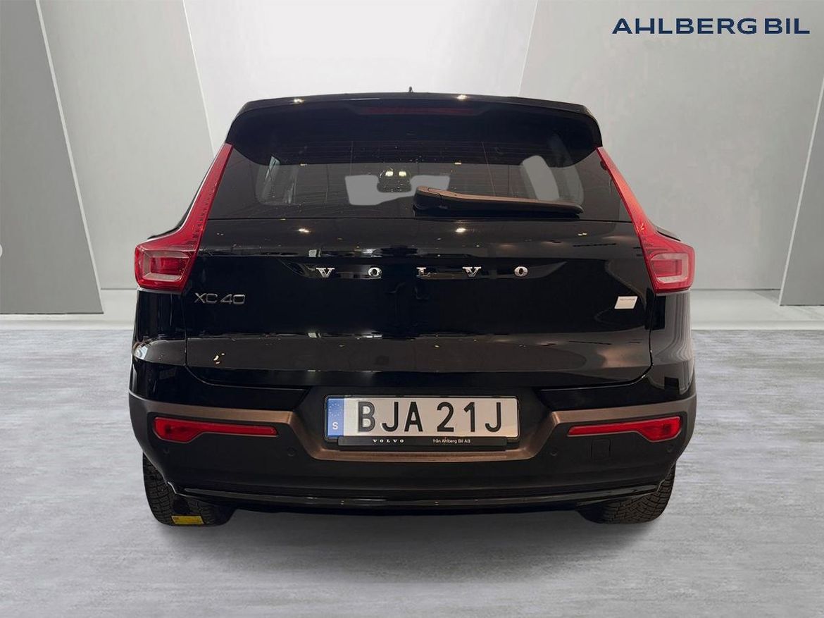 Volvo XC40 2023 - miniatyr 5