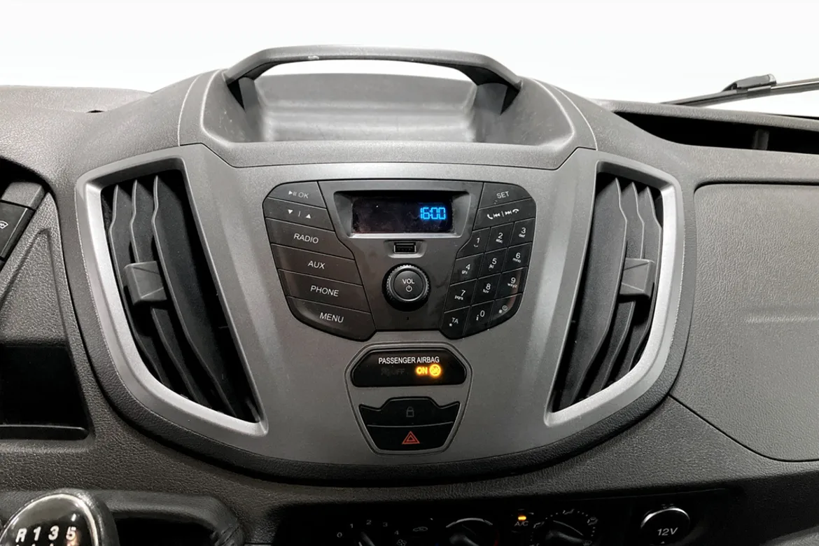 Ford Transit 310 Chassi Dubbelhytt