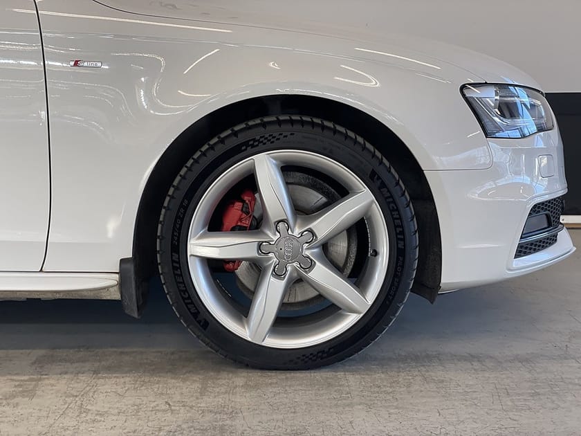Bild 5 av Audi A4 Avant S-line 2.0 TDI 150hk Drag Värmare