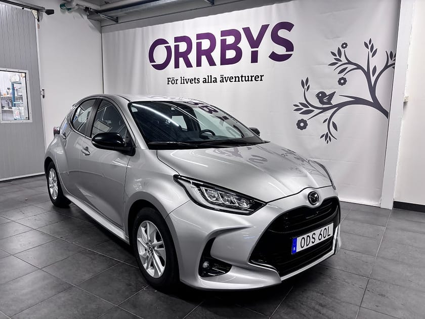 Bild 1 av Mazda 2 Hybrid Hybrid, 1.5 116 hk CVT Agile + Comfort Pack, Backkamera