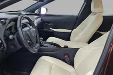 Thumnail bilde 3 av Lexus UX 250h