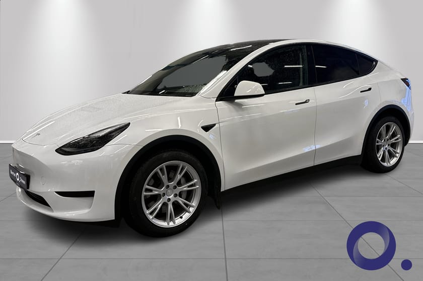 Bilde 2 av Tesla Model Y Standard Range RWD RWD, 455 km WLTP, Rattvarme, Varmepumpe