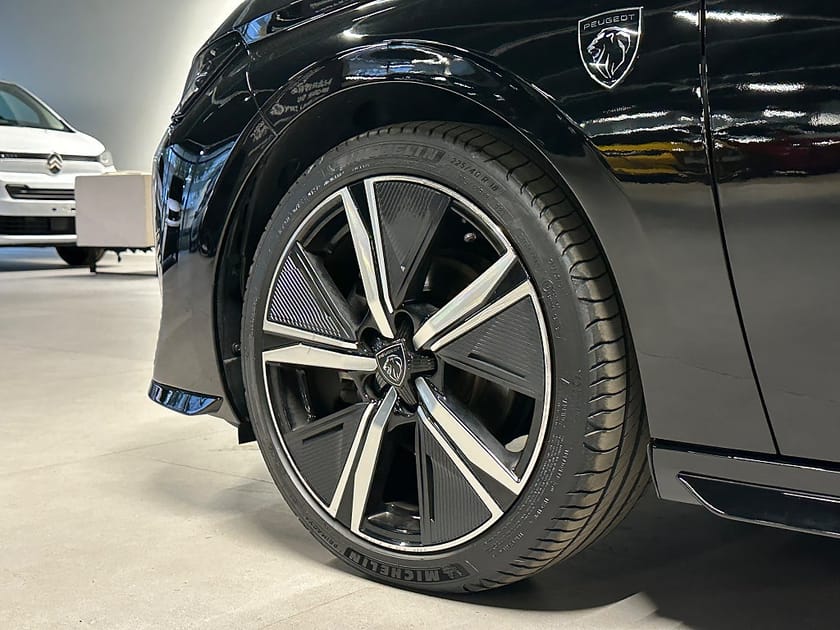 Bild 4 av Peugeot 308 GT 130hk  Automat -Backkamera,Adaptivfarthållare