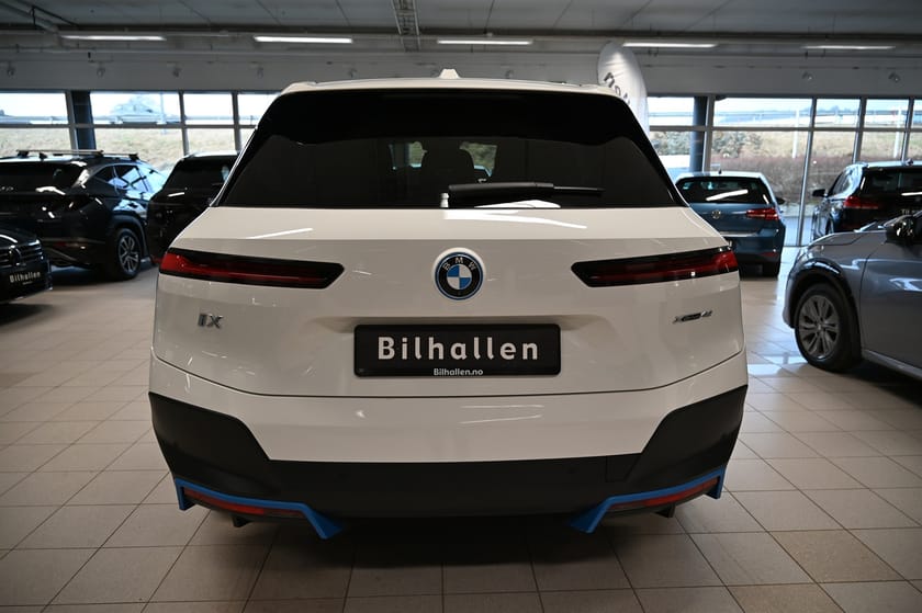 Bilde 4 av BMW iX xDrive40 
