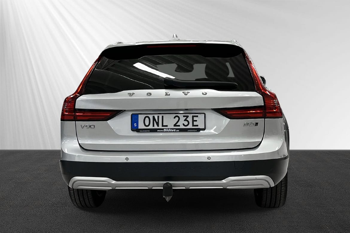 Volvo V90 Cross Country