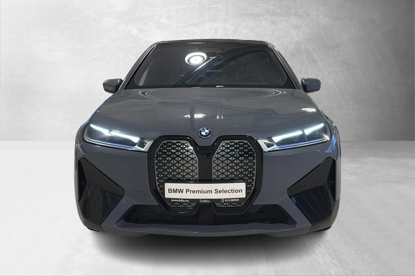 Bilde 3 av BMW iX xDrive50 Luft Harman Pano krok 4hjulsstyring