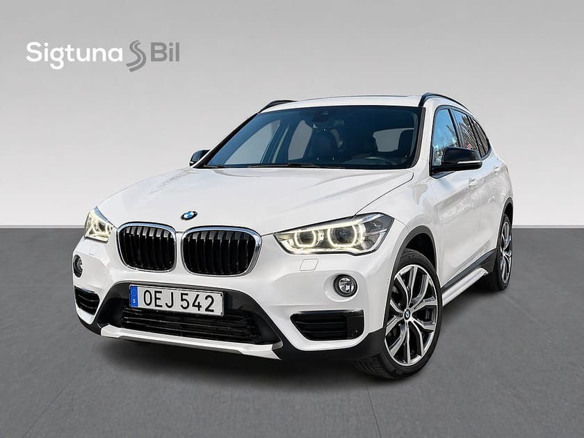 Bild 1 av BMW X1 xDrive20d 190hk / Panorama / Head-Up / Backkamera