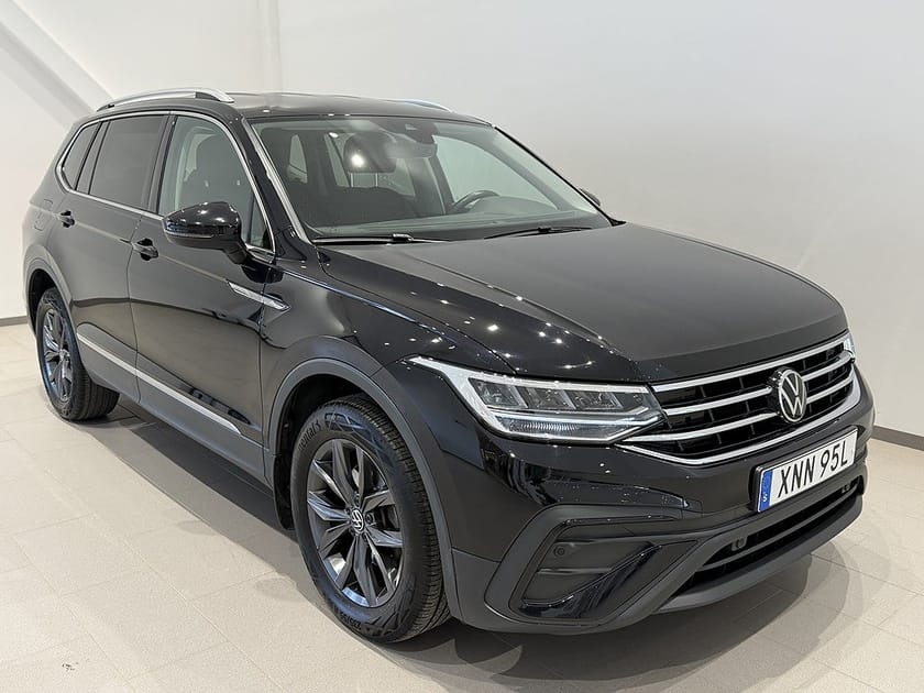 Bild 1 av Volkswagen Tiguan Allspace 5-sätes 1.5 TSI 150HK Drag B-kamera Elbaklucka