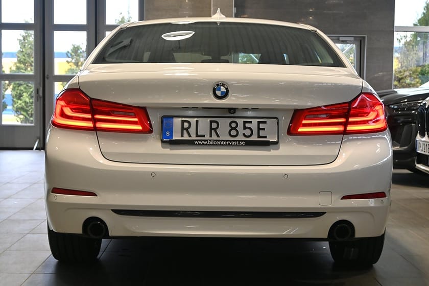 Bild 4 av BMW 520d Sedan Steptronic 190hk Sport line Värmare Navi