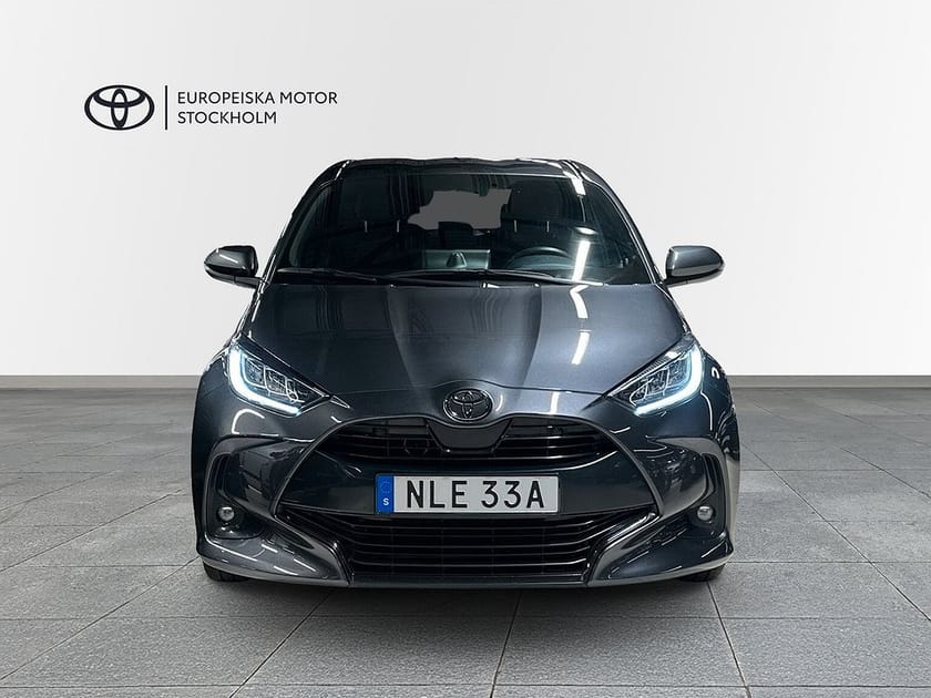 Bild 5 av Toyota Yaris Hybrid 1,5 130 5D STYLE VINTERHJUL