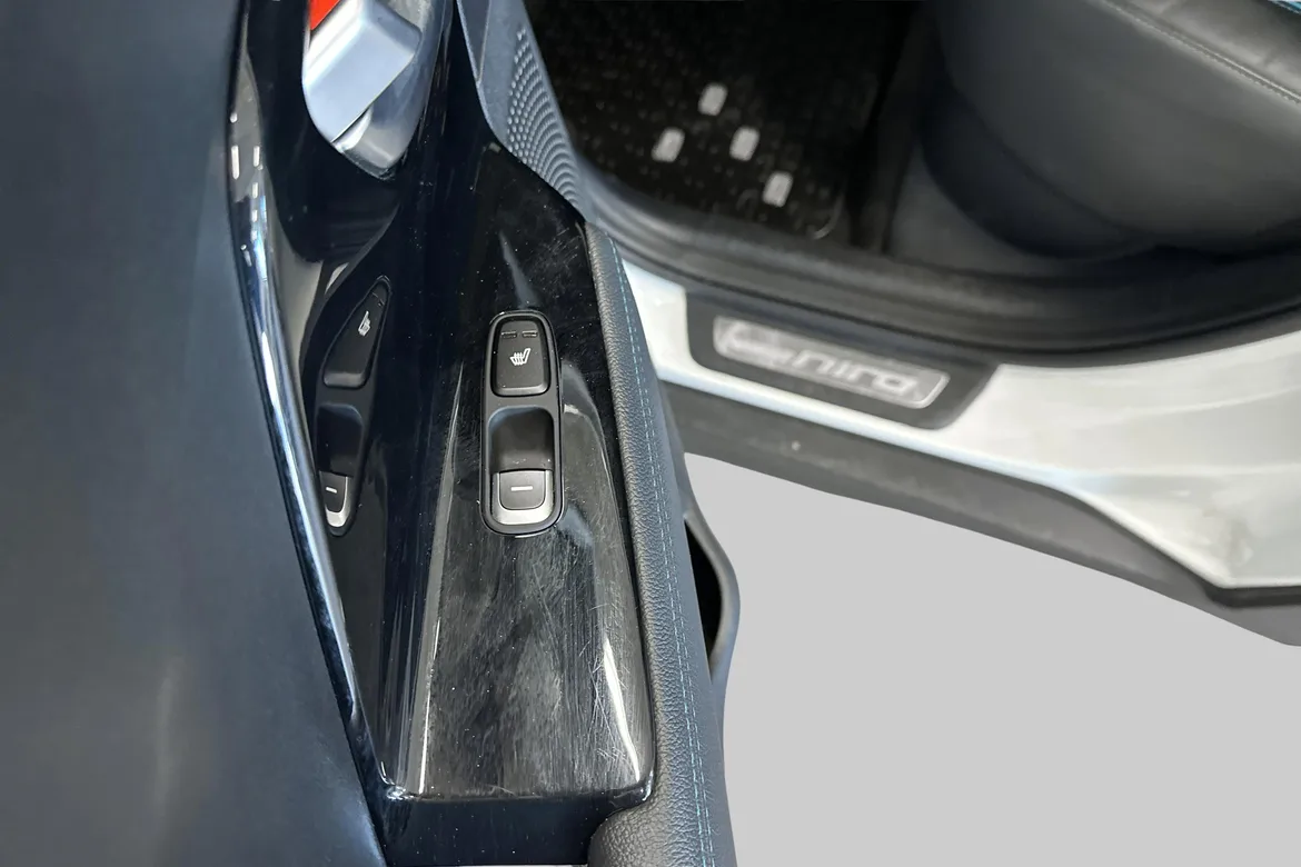 picture of a car
