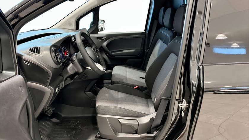Bild 3 av Mercedes-Benz Citan 112 CDI SKÅP L2 SPECIAL EDITION