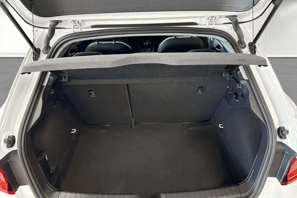 picture of a car
