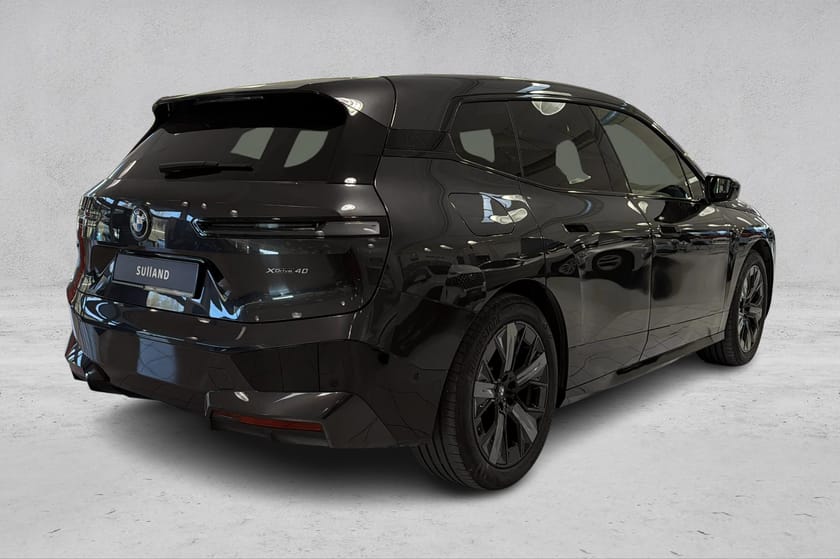 Bilde 5 av BMW iX xDrive40 Fully Charged Edit I Laserlys I El hengerfeste I Pano
