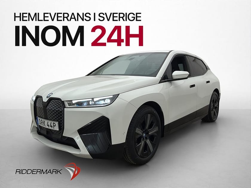 Bild 4 av BMW iX xDrive40 Sport line Laser HUD H/K Cockpit Läder Drag