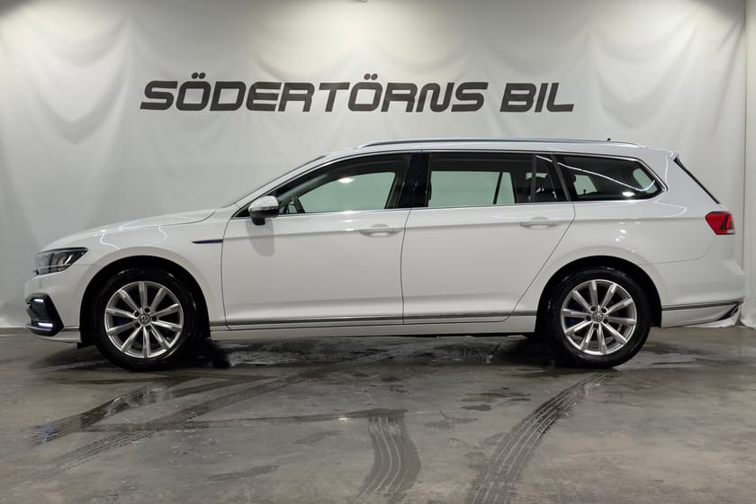 Bild 3 av Volkswagen Passat Sportscombi GTE 1.4 TSI DRAG VÄRMARE GPS KAMERA MOMSBIL