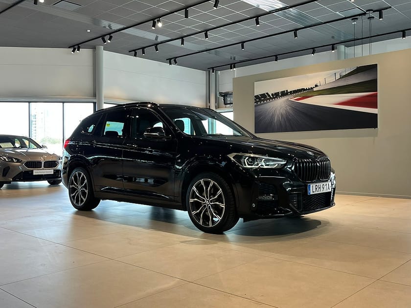 Bild 3 av BMW X1 xDrive25e M Sport Head-up Display Avtagbar Dragkrok