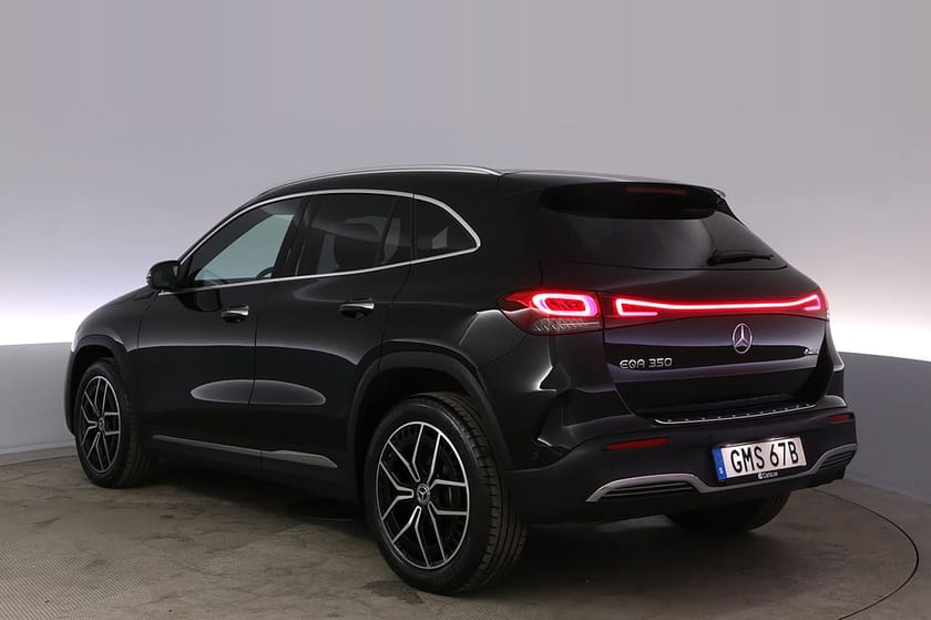 Bild 4 av Mercedes-Benz EQA 350 4MATIC AMG BSM AdapFarth Kamera