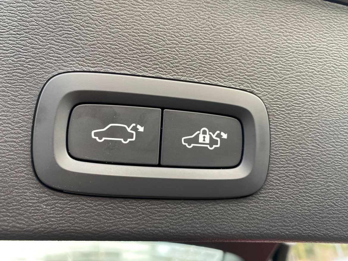 Volvo XC40 2023 - miniatyr 13