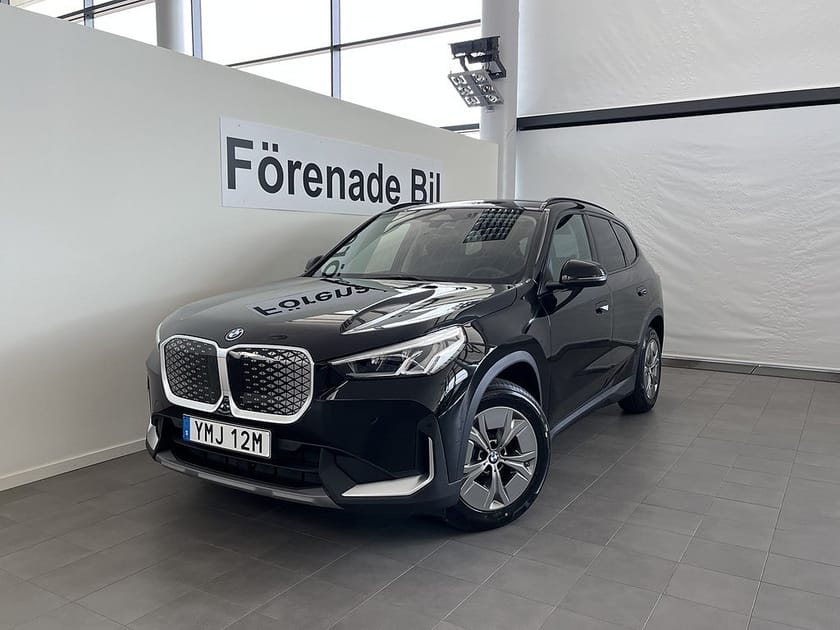 Bild 1 av BMW iX1 xDrive30 H/K Drag Park Assist ToandeRutor