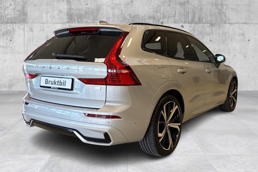 Bilde 5 av Volvo XC60 T8 Ultimate Dark Luft/Krok/Panorama/H&K/360°/ACC/21"++