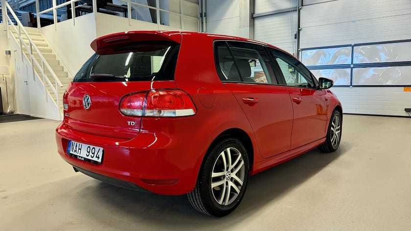 Bild 3 av Volkswagen Golf TDI 105 Aut Dark Label