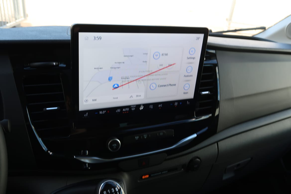 Ford Transit 2023 - miniatyr 8