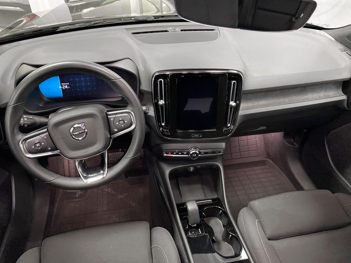 Volvo XC40 2023 - miniatyr 8
